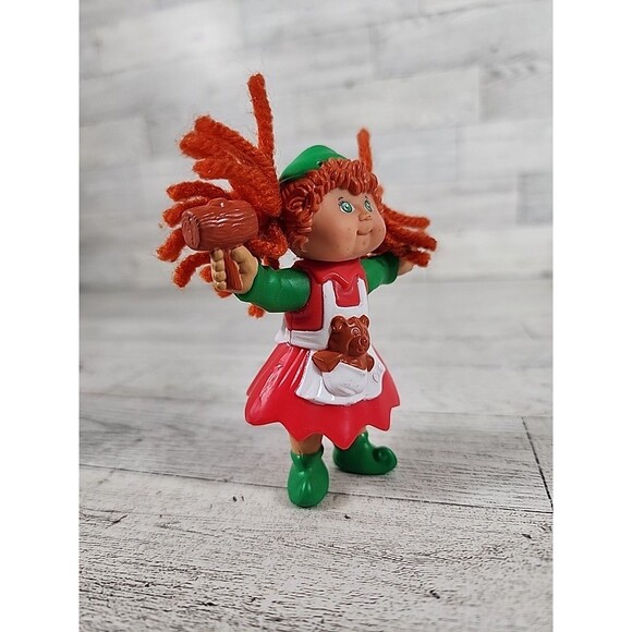 Vintage 1992 Cabbage Patch Kids 3.5" Mini Doll Figure Christmas Elf Toy Maker - Picture 3 of 4